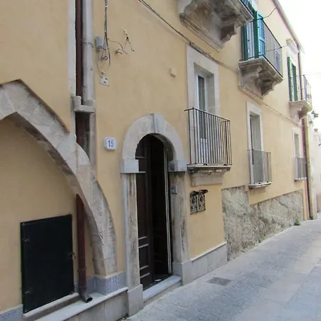 Apartment Itinerario Barocco Ibla - Eleganza E Comfort Nel Cuore Del Barocco Siciliano Ragusa